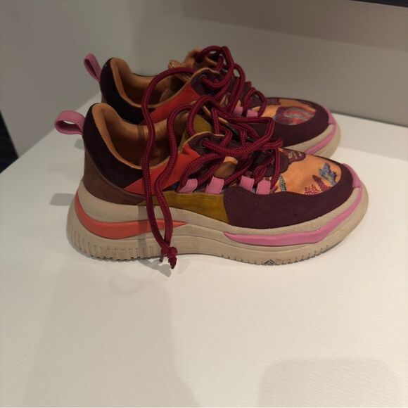FARM Rio Shoes - FARM RIO- Tropical Vibe Platform Sneaker In Multi Size 7.5
